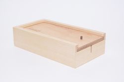 Strahlenbox aus Esche Strahlenbox aus Esche